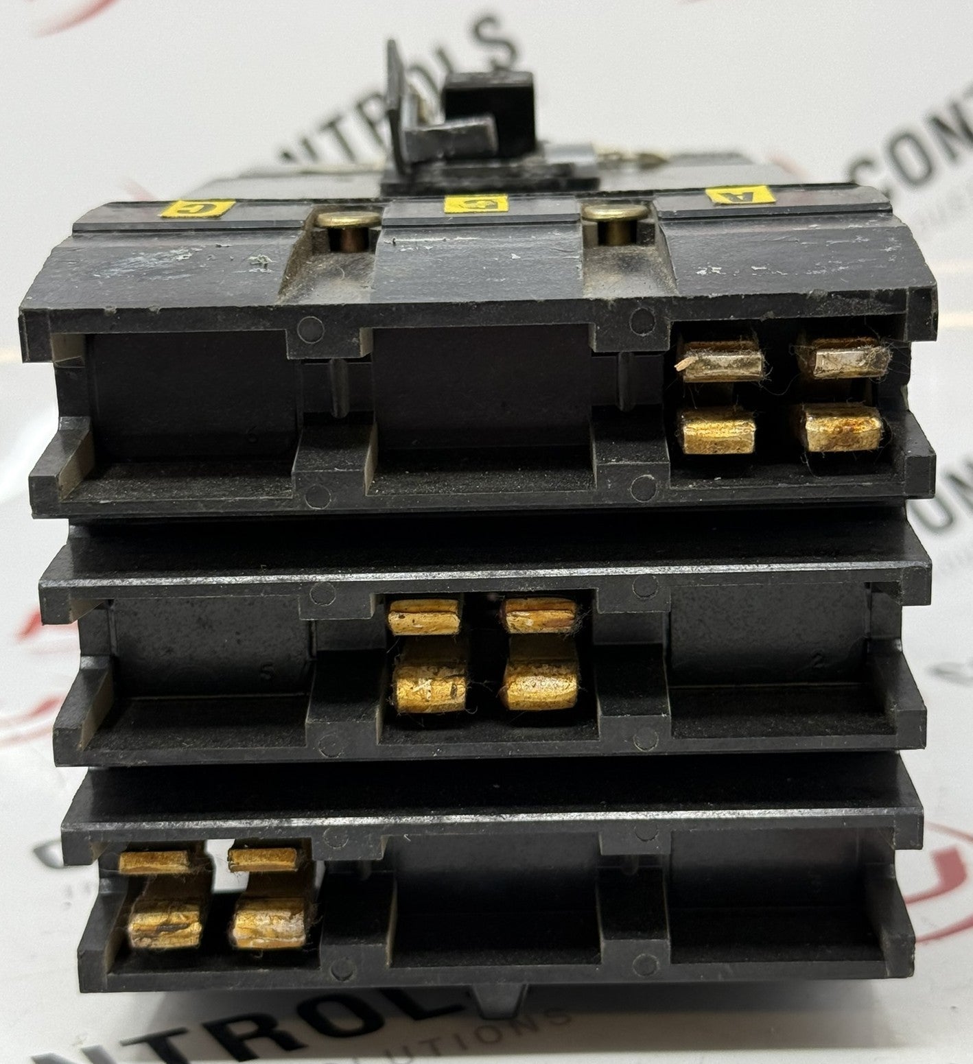 Square D KA36175 I-Line Molded Case Circuit Breaker 3-Pole 175A 600VAC/250VDC2