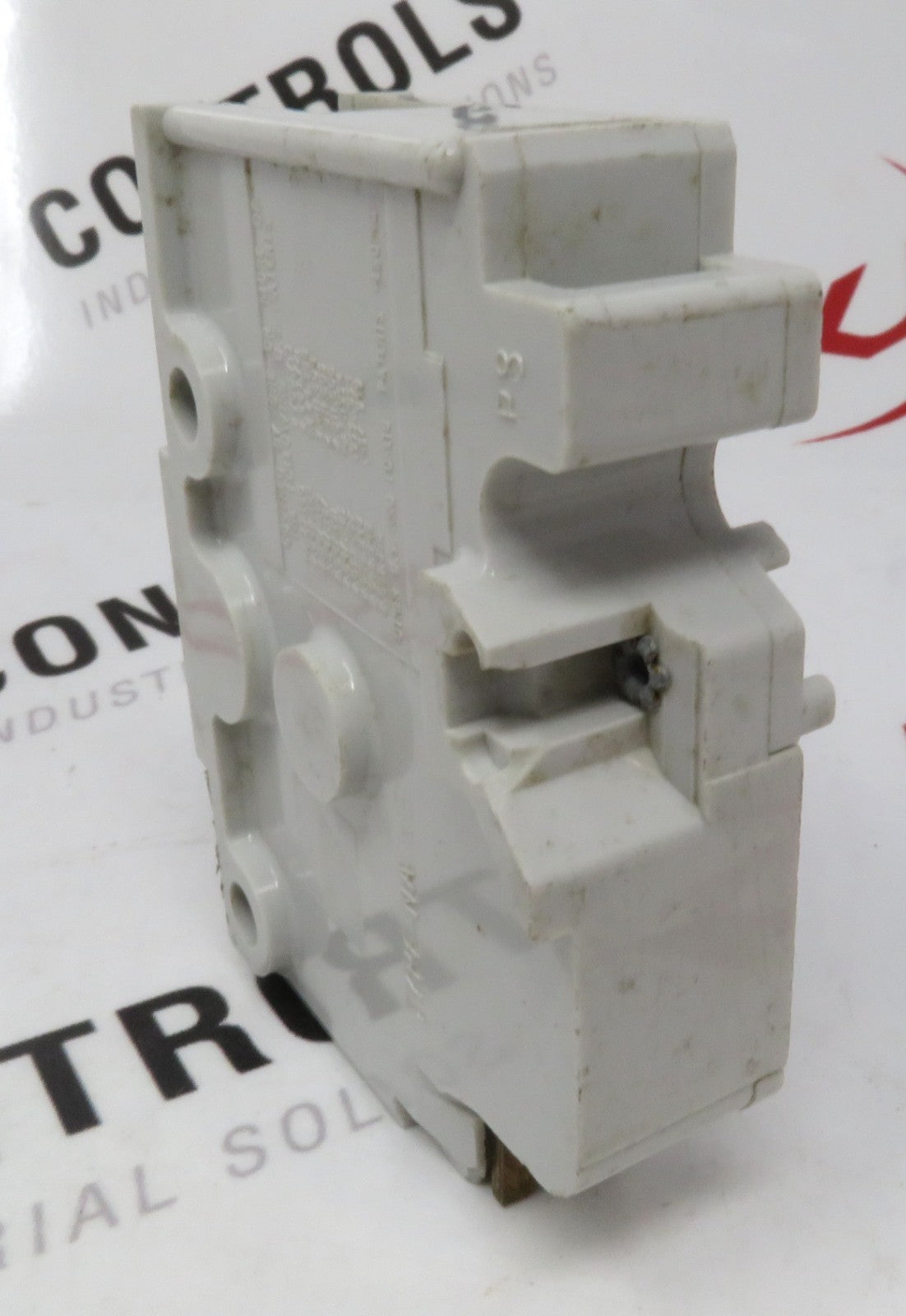Federal Pioneer NB1P20 20A 1-Pole Stab-Lok Circuit Breaker2