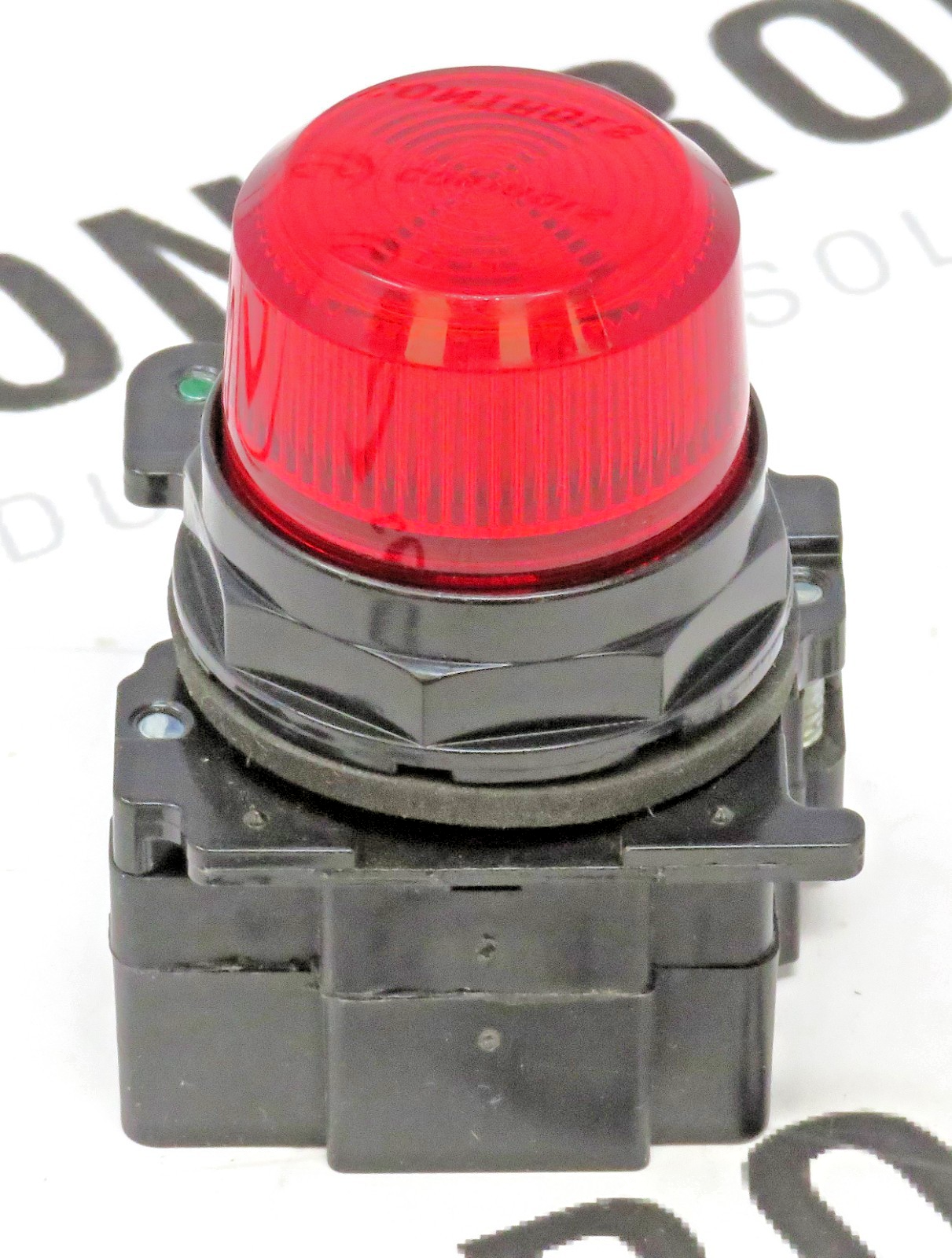 Eaton Cutler-Hammer E34TB120H2X 120V Red Industrial Pilot Light1