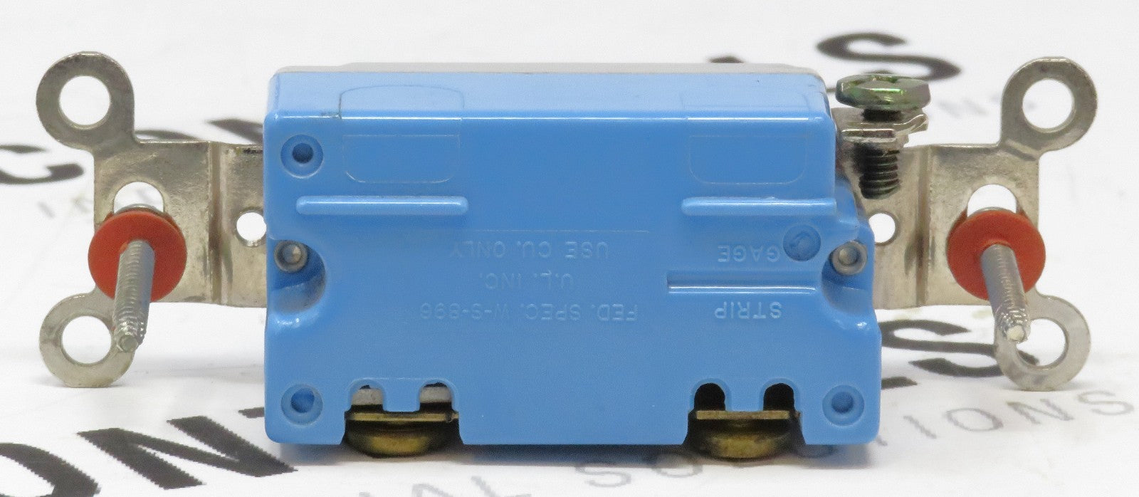 Hubbell Series 1200 15A 120/277V AC Toggle Switch Heavy Duty2