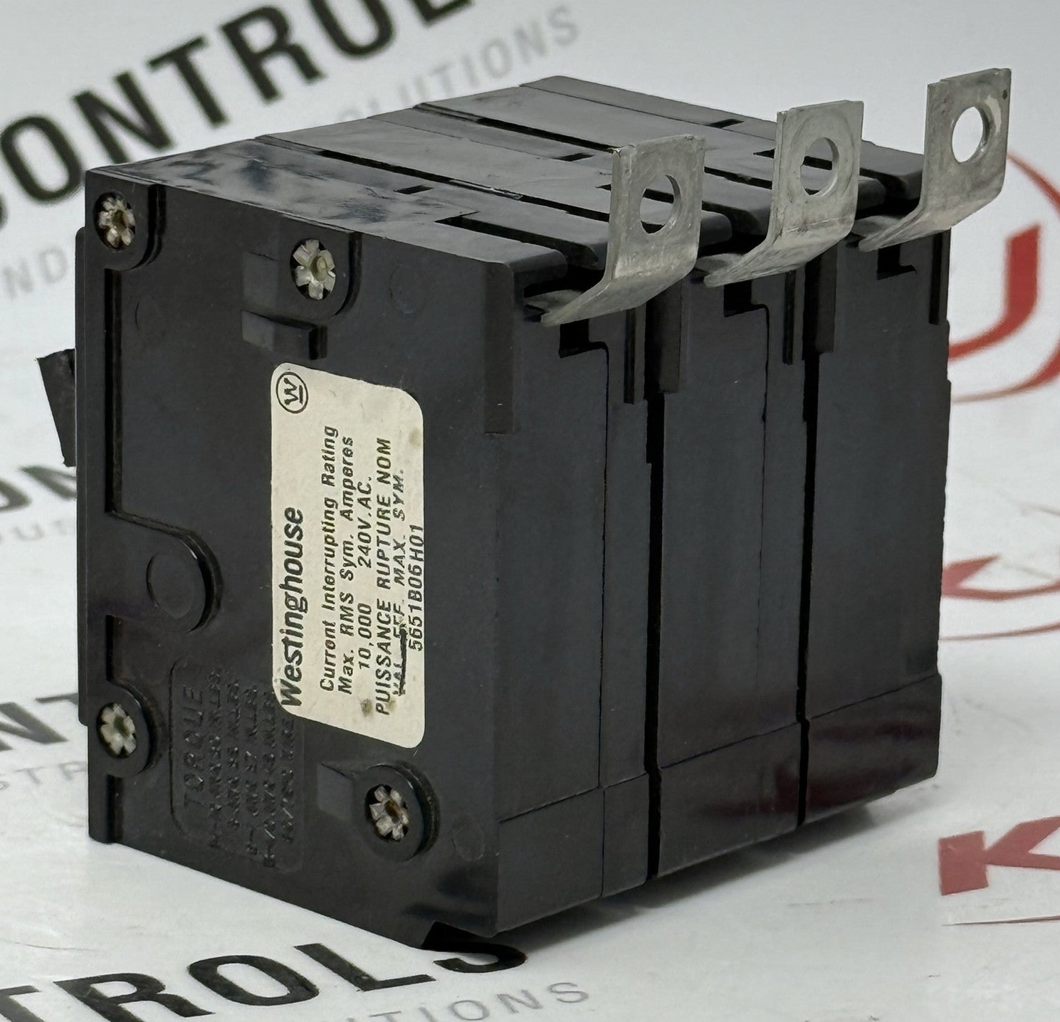 Westinghouse BAB3015H 3-Pole 15A 240V 10kAIC Bolt-On Circuit Breaker2