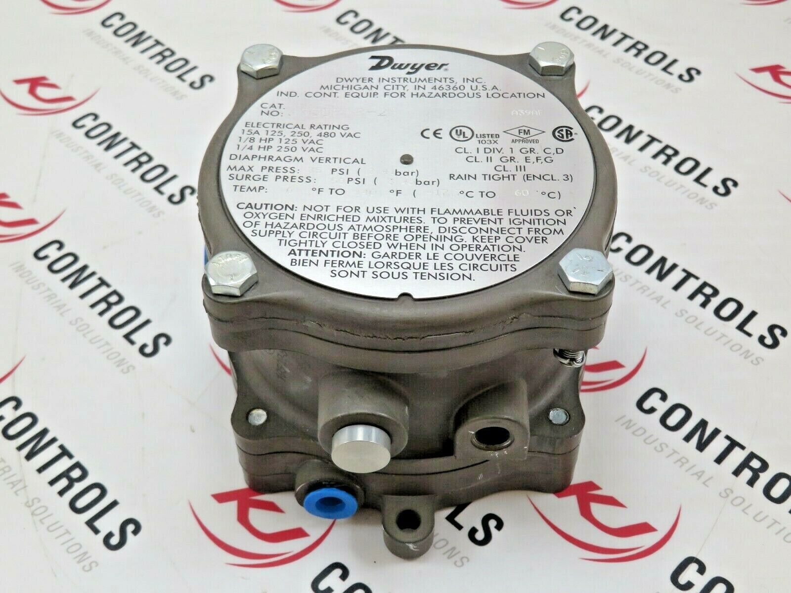 Dwyer 1950P-8-2F Explosion Proof Differential Pressure Switch 35PSI 480VAC 15A