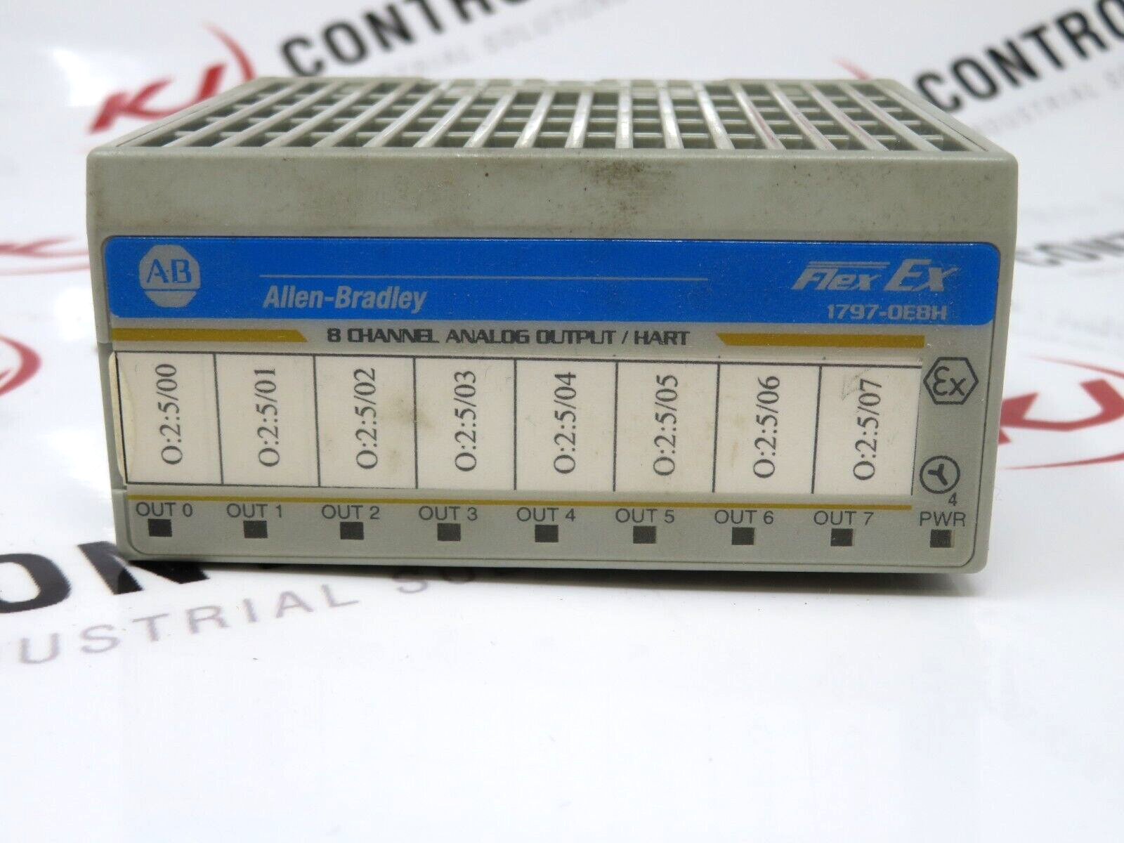 Allen-Bradley 1797-0E8H FLEXEX Analog Output Module