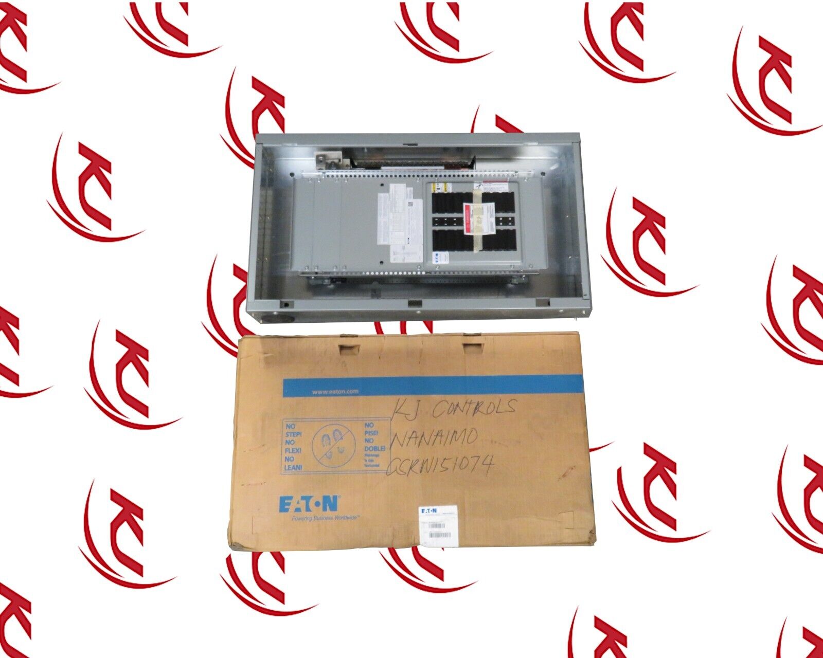 Eaton Panelboard Pow-R-Line 2A 600VAC 400A Comes With EZT2036S Enclosure Door