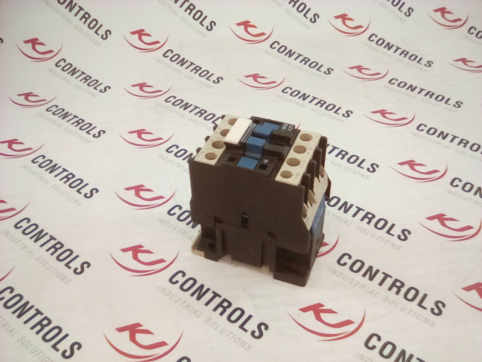 Telemecanique LC1-D1810-L6 Contactor 18A Contacts 208V 60Hz Coil