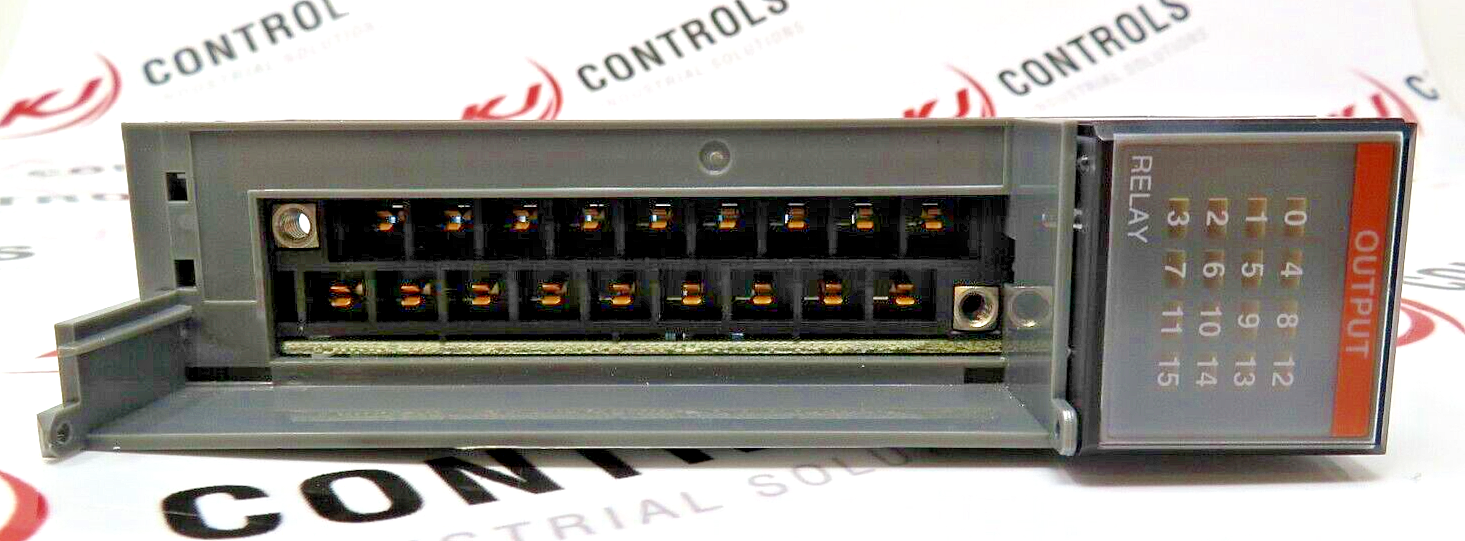 Allen-Bradley 1746-OA16 SLC 500 Digital AC Output Module (Missing Door/TERM BLK)
