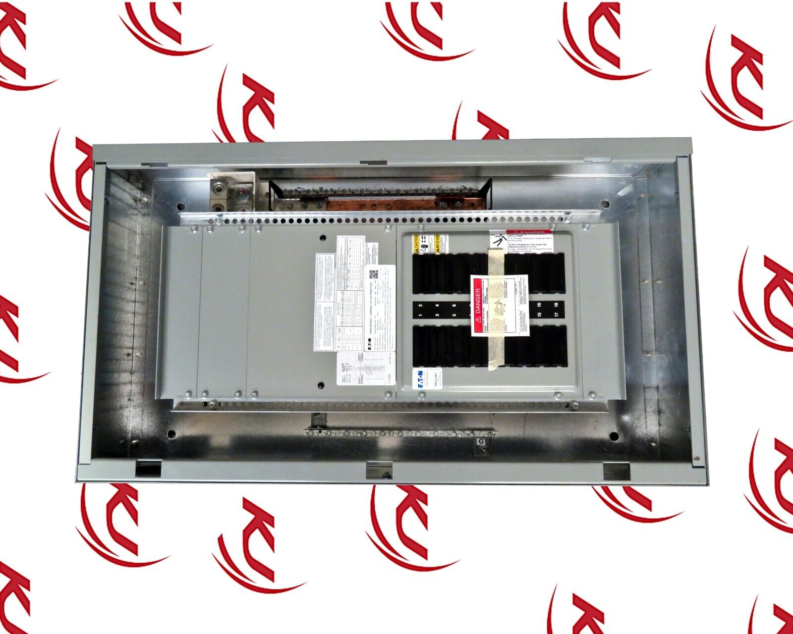 Eaton Panelboard Pow-R-Line 2A 600VAC 400A Comes With EZT2036S Enclosure Door