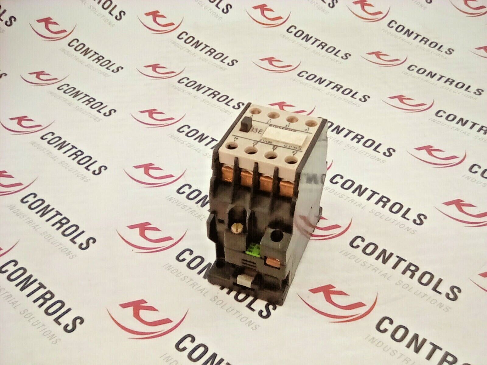 Siemens 3TH80 13-0A Contactor 115V 50/60Hz Coil