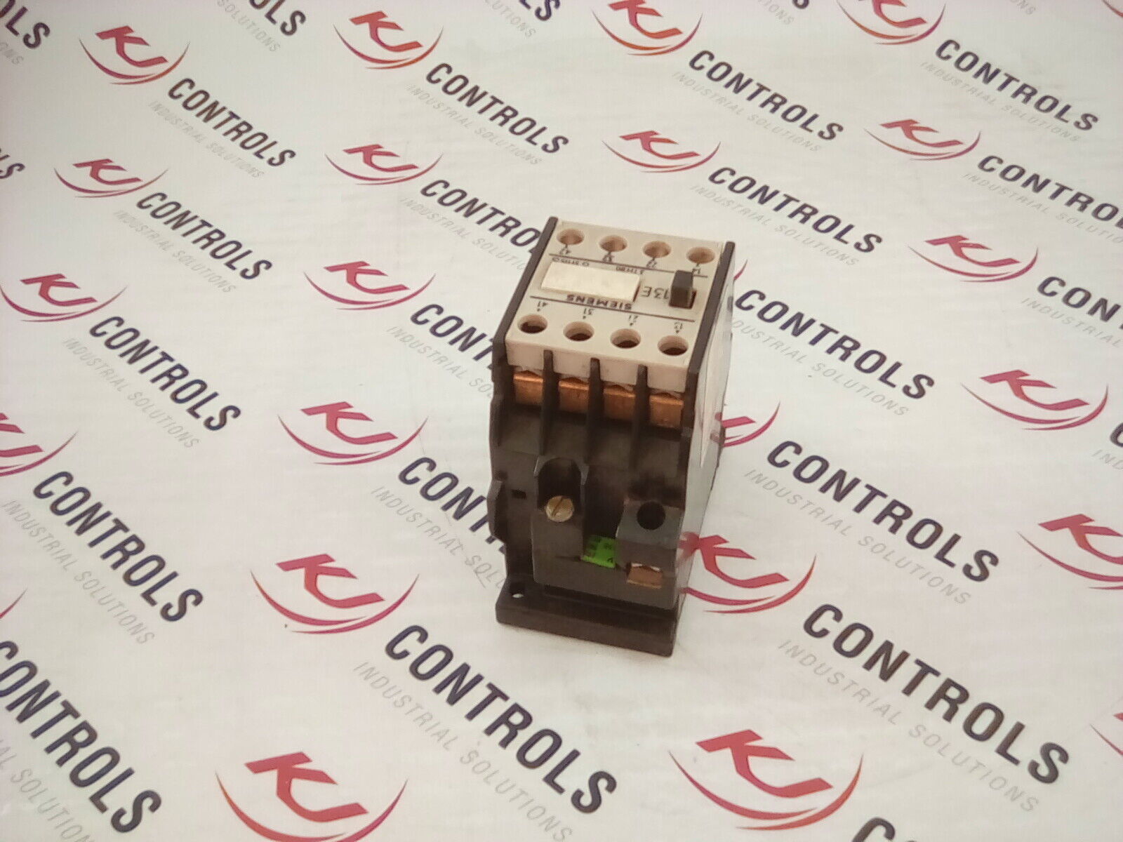 Siemens 3TH80 13-0A Contactor 115V 50/60Hz Coil