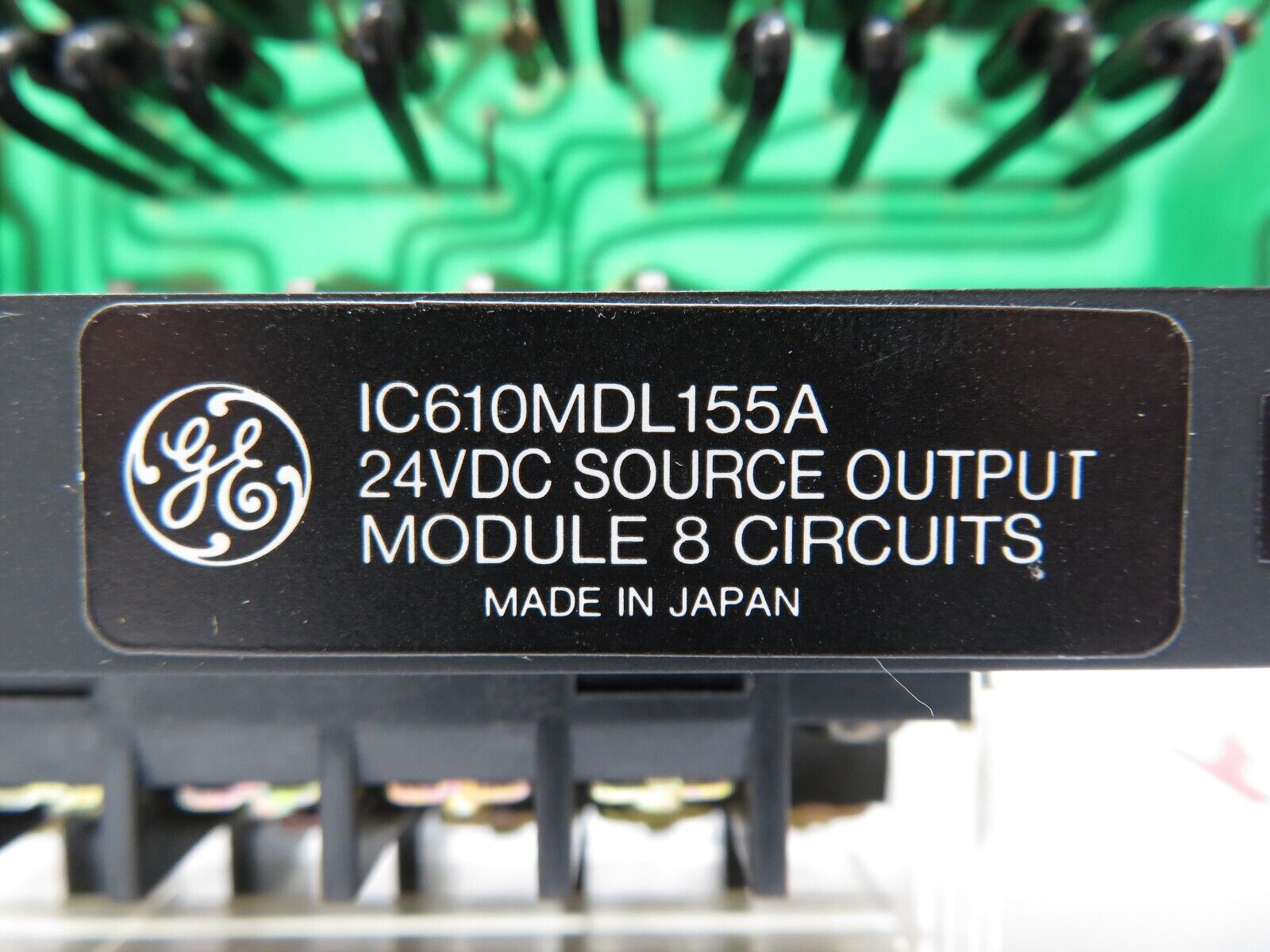 GE Fanuc Series One IC610MDL155A 8-Point 24VDC Digital Output Module