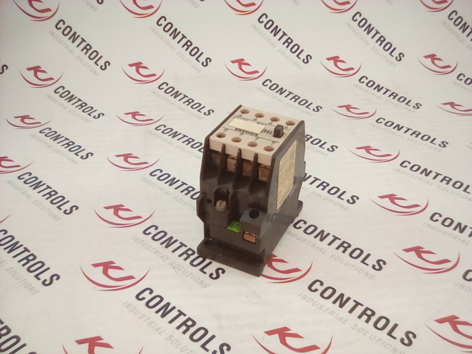 Siemens 3TH80 13-0A Contactor 230V 50/60Hz Coil