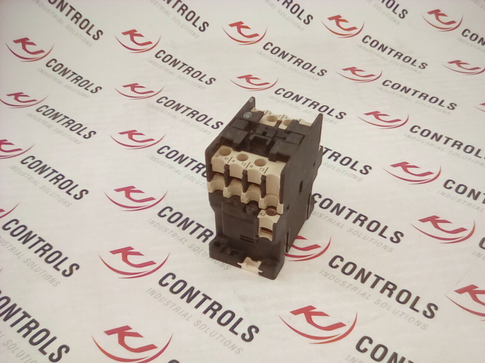 Eaton Klockner Moeller DIL00M-208V/60HZ Contactor 208V 60Hz Coil